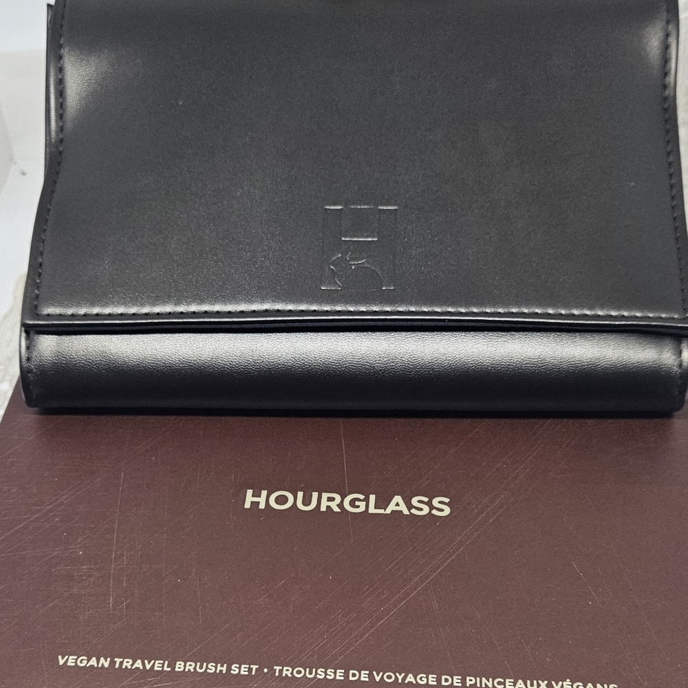 NIB Hourglass Set of 7 Travel Brush Set with Vegan Leather Case - Picture 12 of 13